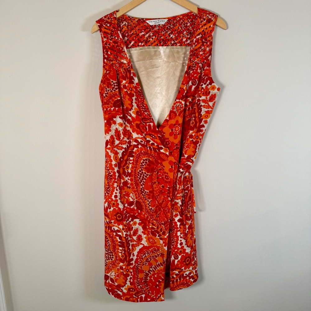 Trina Turk Vibrant Silk Wrap Dress Size 8 Orange Red Floral Sleeveless V-Neck